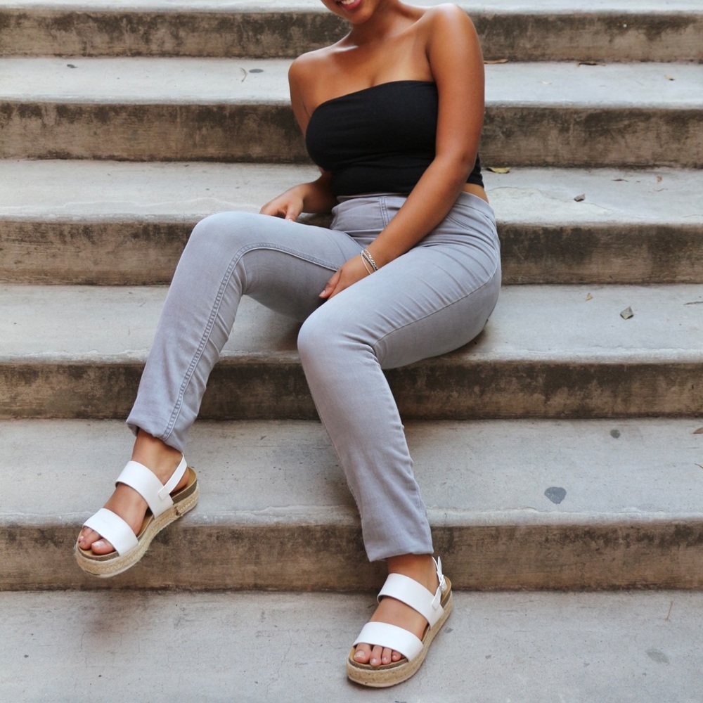 Slim-fit gray jeans